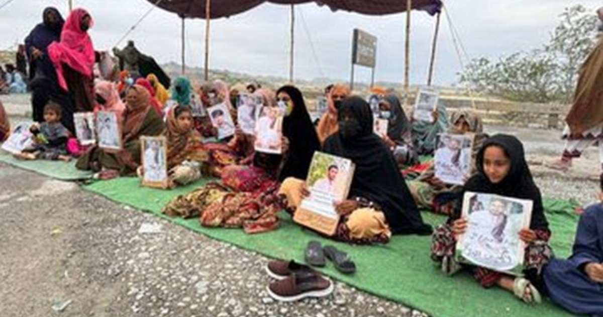 Pakistan: People hold sit-in for recovery of loved ones in Balochistan's Turbat